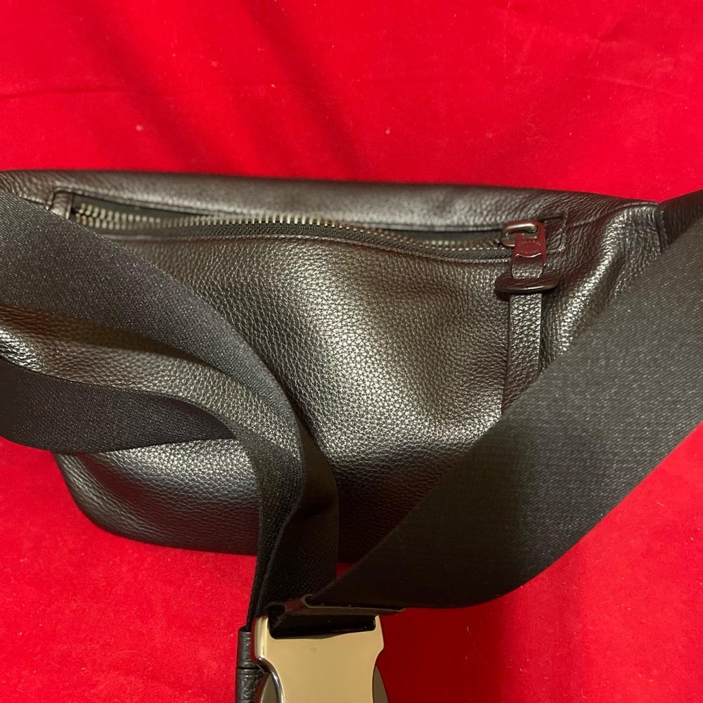 Coach Bumbag. Euc - image 8